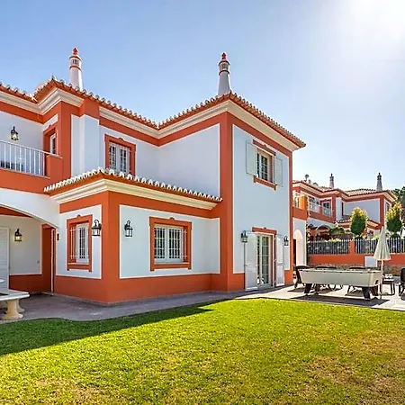 Privada De 4 Quartos, Pisicina, Jardim, Wi-fi מלון אלבופיירה